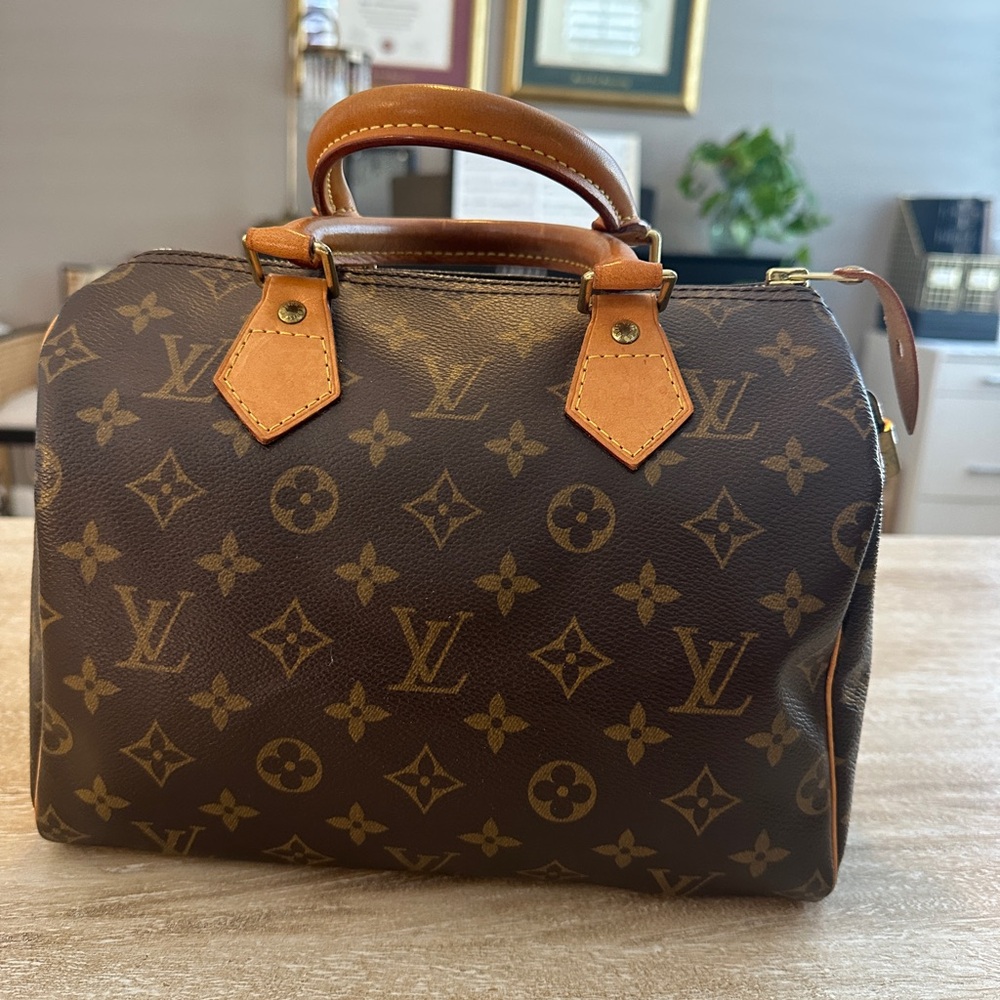 Louis Vuitton Speedy 25- Brown and Tan Monogram- Authentic